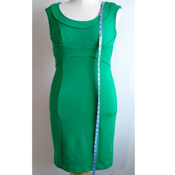 Maggy London Scoop Neck Sheath Dress - Picture 9 of 13